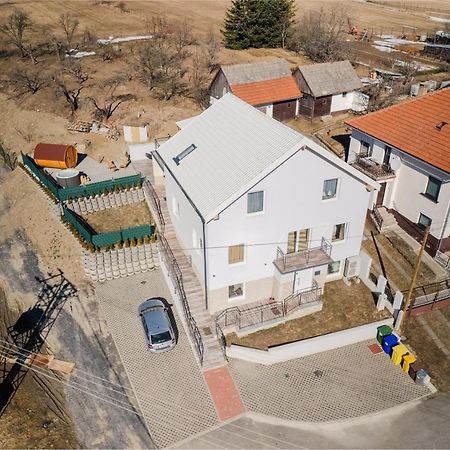 Totina Apartments Závažná Poruba Esterno foto